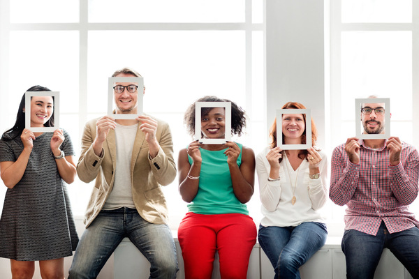 Group of people showing the Factors That Impact the Maximum Capacity of a Photo Booth