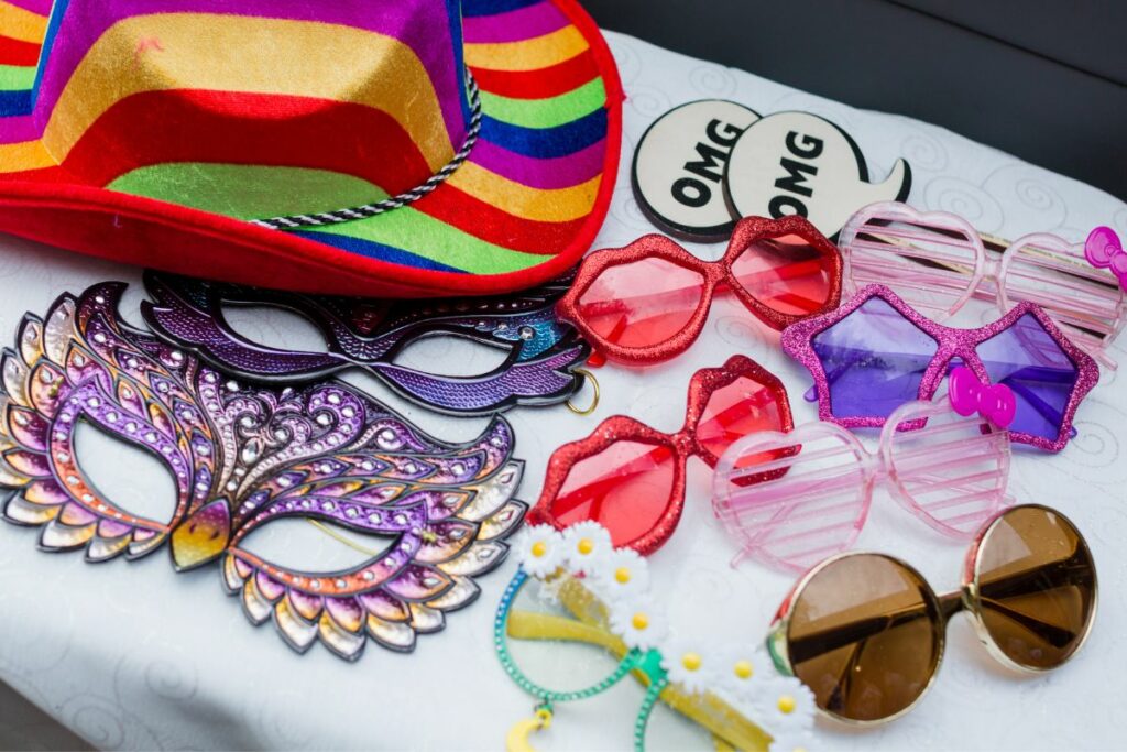 Photo booth props in different sizes